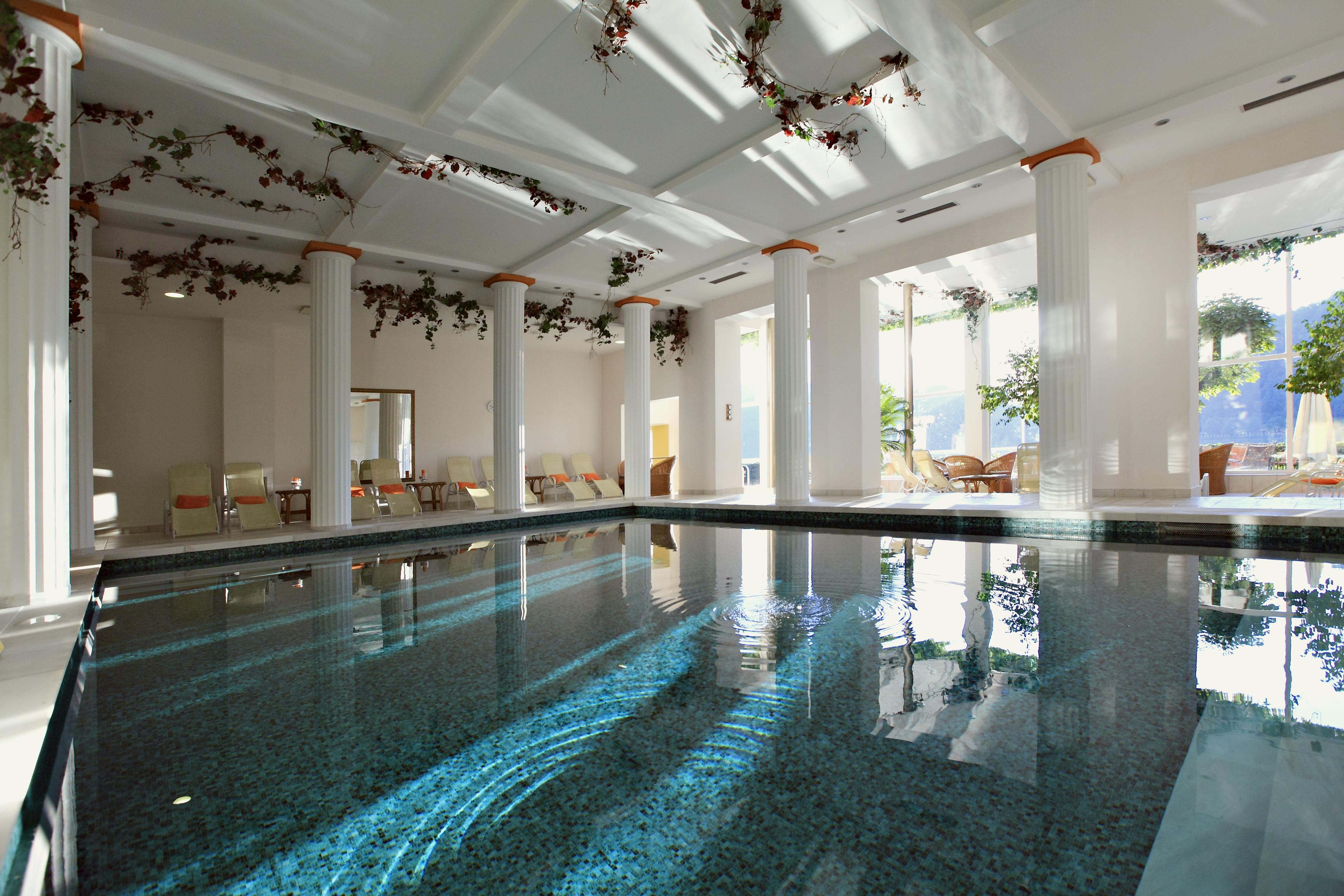 托普里斯大酒店 - 世界小型豪华酒店 布莱德 外观 照片 The swimming pool at the hotel