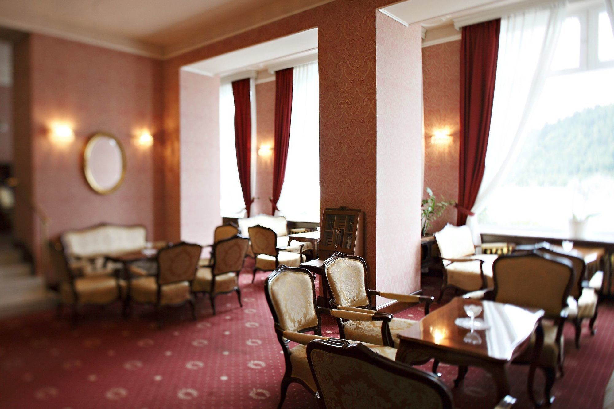 托普里斯大酒店 - 世界小型豪华酒店 布莱德 餐厅 照片